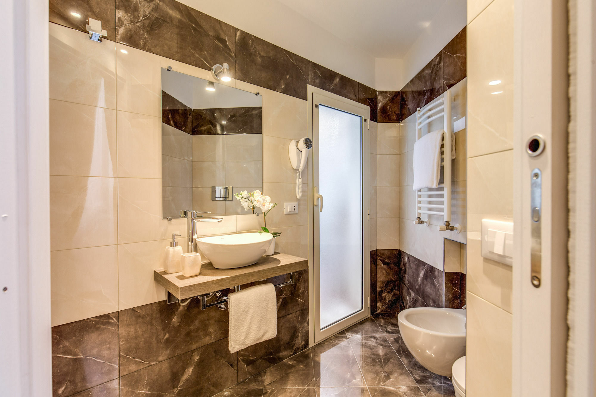 The Bridge Suites โรม ภายนอก รูปภาพ